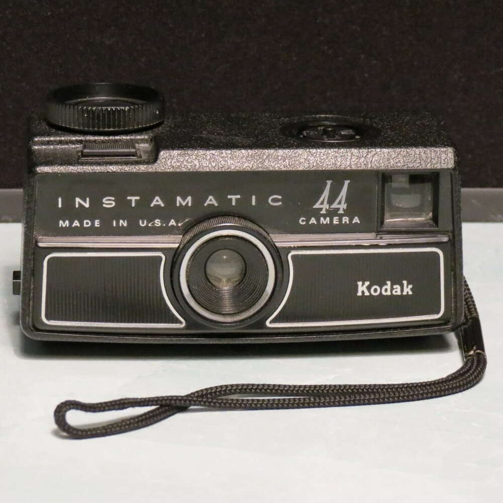 Vintage Kodak Instamatic 44 w/Partially Used Film *See Descrip.